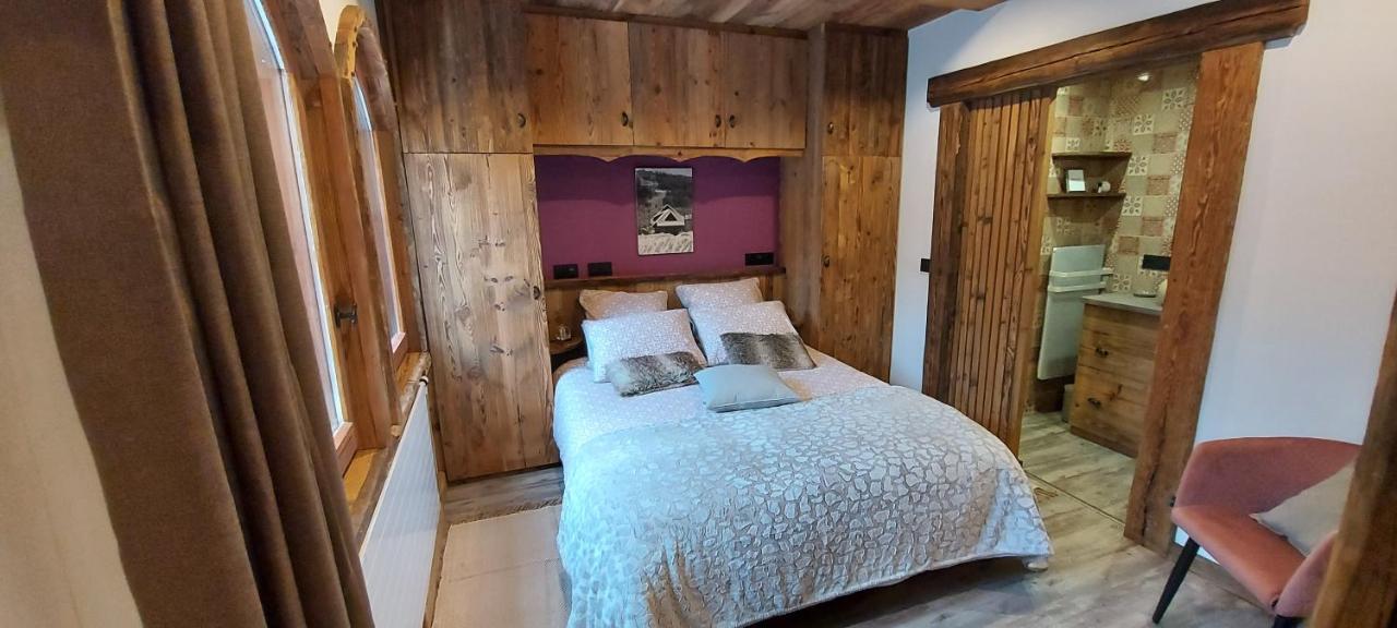 Chalet Serre Cambeou Piscine&Spa Saint-Chaffrey Eksteriør billede