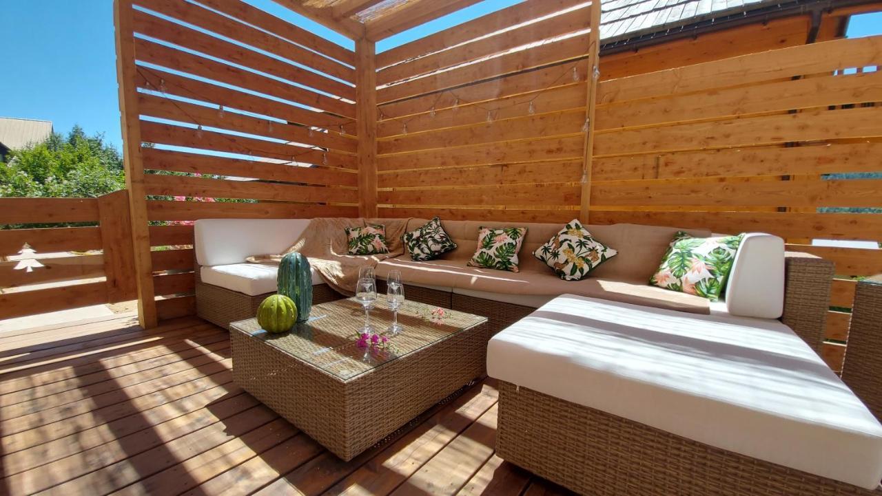 Chalet Serre Cambeou Piscine&Spa Saint-Chaffrey Eksteriør billede